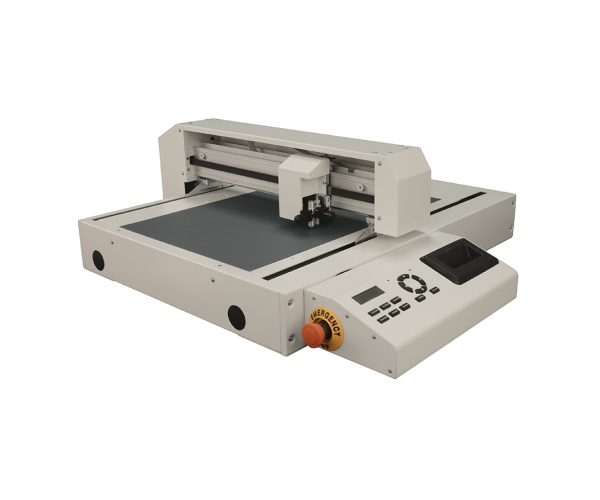 FC 50 Plotter compatto per taglio, mezzotaglio e cordonatura in piano